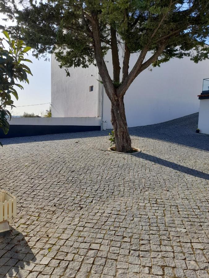 Hall 92 Quartos Com Wc Em Moradia Com Piscina A-Das-Lebres Лориш Экстерьер фото